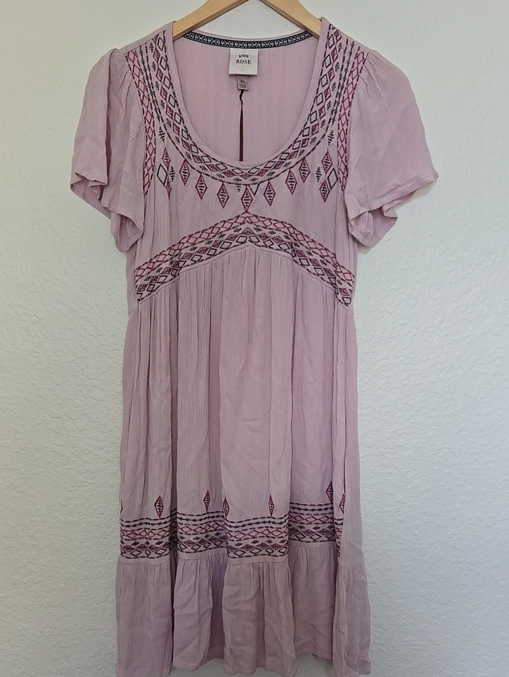 NWT Knox Rose Dusty Pink Pocketed 100% Rayon Embroidered Midi Dress